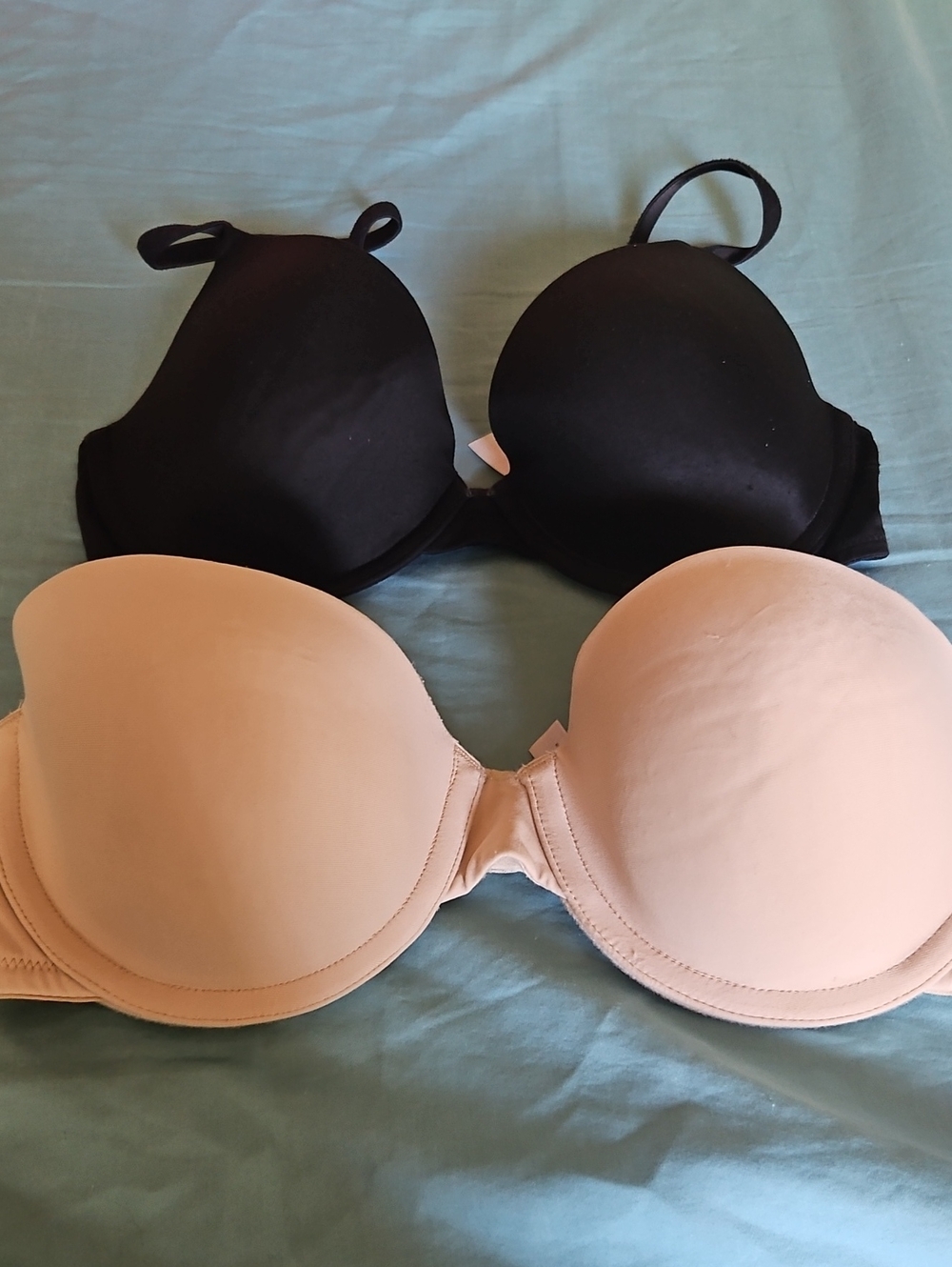 Victoria's Secret Black & Nude T-Shirt Bra Duo